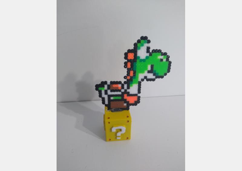 yoshi resina super mario interrogación hamma mini 2.6 lado1